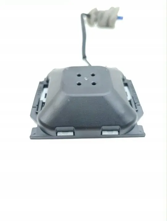 Mercedes-Benz antennivahvistin OEM A2319050100 image 4