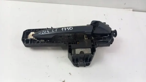 Mercedes C-klass W204 Bakre Vänster Dörrhandtagsram OEM A2047602134 image 2