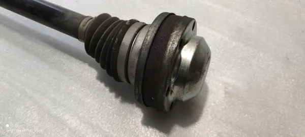 Semi-eje trasero Audi A8 S8 D4 OEM 8R0501204 image 4