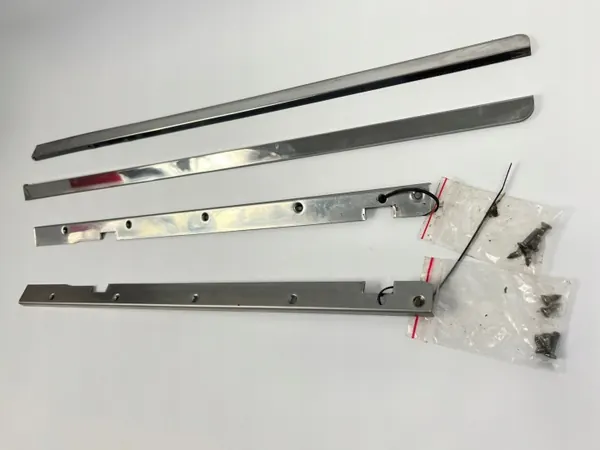 Guides de toit ouvrant chrome OEM SDV05291 Mercedes W124 image 7