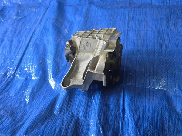 Caja Filtro Combustible OEM 9683199680 Ford 2.0 TDCI image 3