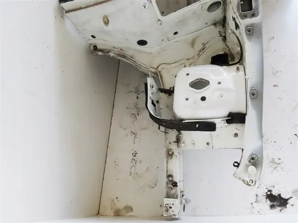 Panneau latéral avant gauche Mercedes C-Class W204 Coupe 2011-2015 OEM image 4