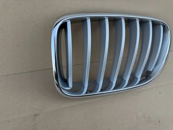Grelha dianteira esquerda BMW X3 F25 OEM 7210725 AS image 3