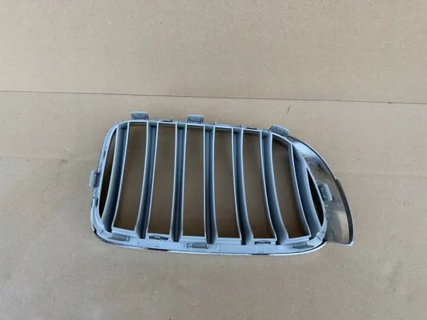 Grelha dianteira esquerda BMW X3 F25 OEM 7210725 AS image 4