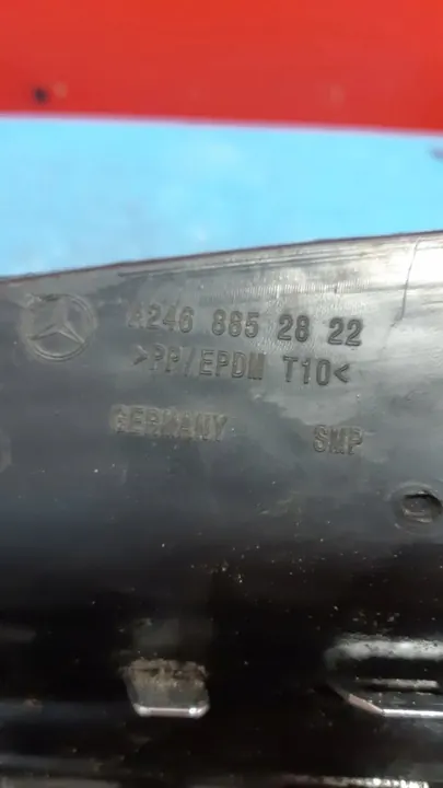 Grille de pare-chocs Mercedes B w246 A2468852822 image 4