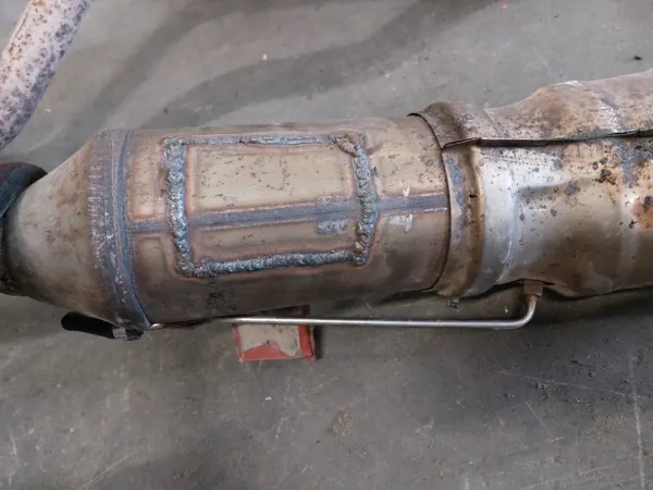 OEM 203000932R Kompletter DPF Auspufftopf image 3