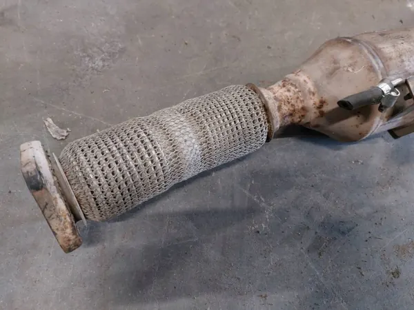 OEM 203000932R Kompletter DPF Auspufftopf image 4