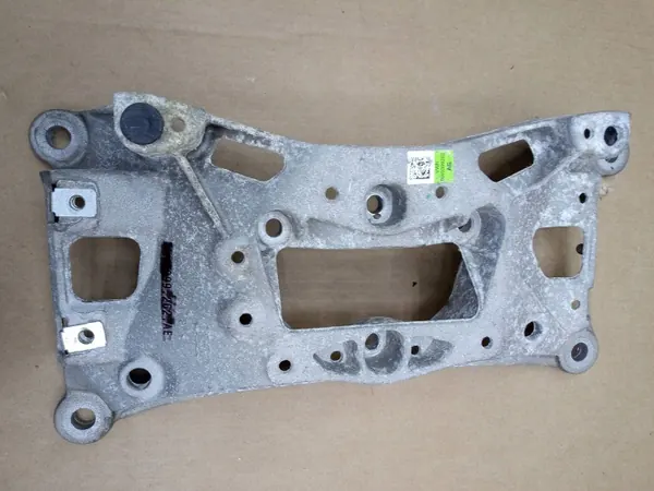 Soporte de caja Audi OE 8W0399262AE image 2