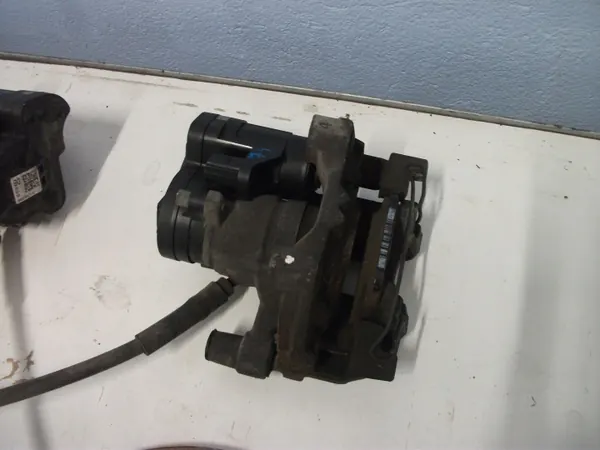 Remklauw Set OEM 5Q0615405 voor VW SEAT SKODA image 4