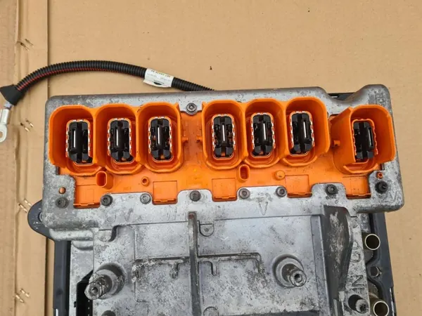 Conversor Peugeot 3008 I OEM 9678825780 - Usado image 9