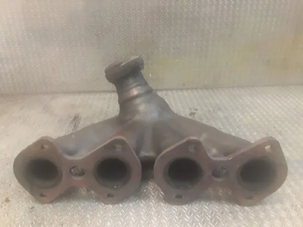 Mercedes-Benz C W203 Abgaskrümmer OEM MDY14901 image 4