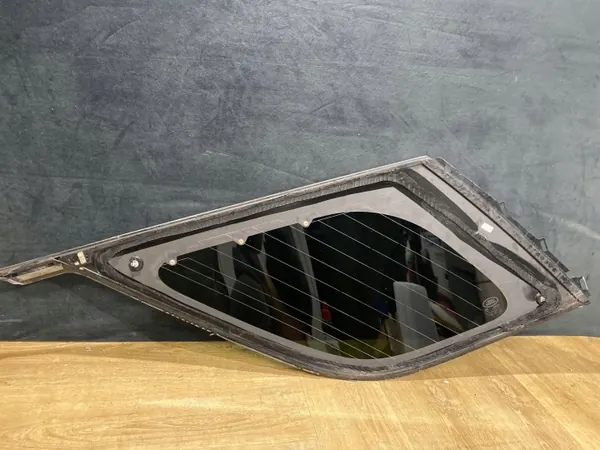 Vitre arrière OEM E000090 pour Discovery Sport image 3