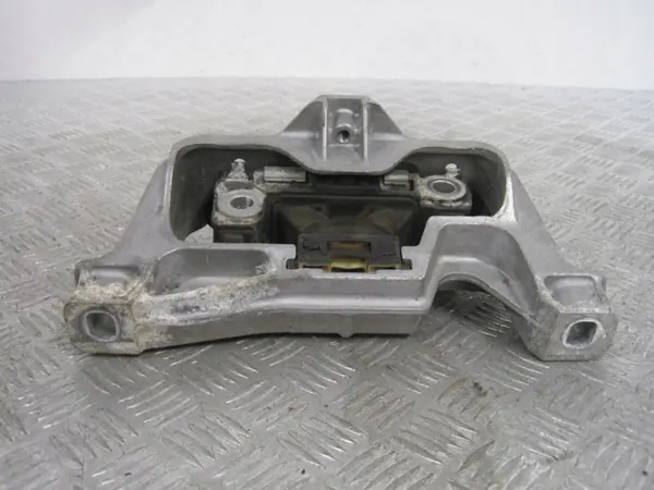 Motorfäste OEM A2462402517 för Mercedes B-klass image 3