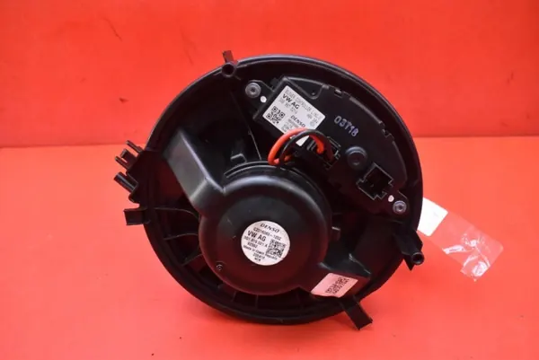 Bläserventil OEM 3Q1819021A för VW Passat B8 image 3