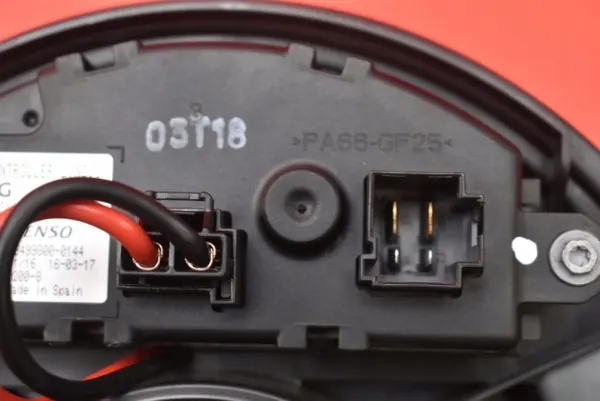 Bläserventil OEM 3Q1819021A för VW Passat B8 image 6