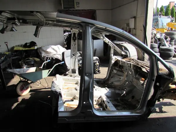 Ford C-Max II 10-14 Rechte Mittelstütze OEM Gebraucht image 2