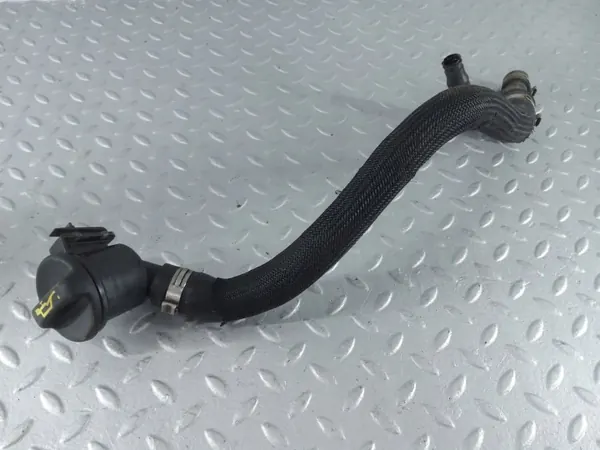 Begagnad Citroen DS5 Oljefyllningslock OEM 1180T8 image 2
