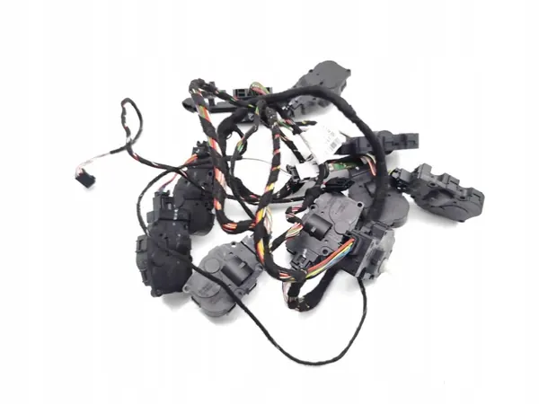 Conducto de aire Porsche Cayenne OEM 7P5971565A - Usado image 10