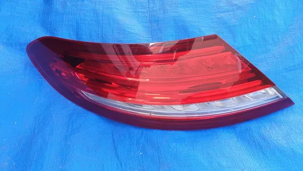 Linker achterlicht MERCEDES C-Class Coupe C205 image 2