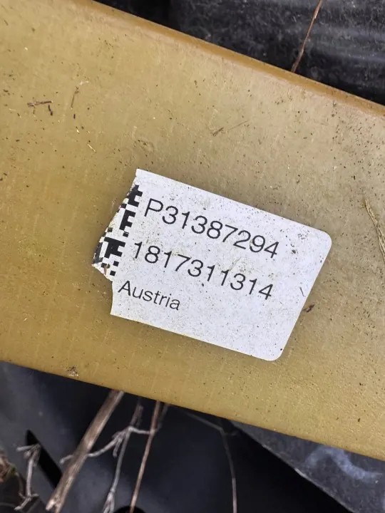 Muelle Suspensión Trasera Volvo OEM 31387294 - Usado image 3