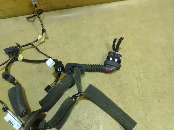 DM5T-14K138-ABA Framhöger Dörrharness - Ford OE image 3