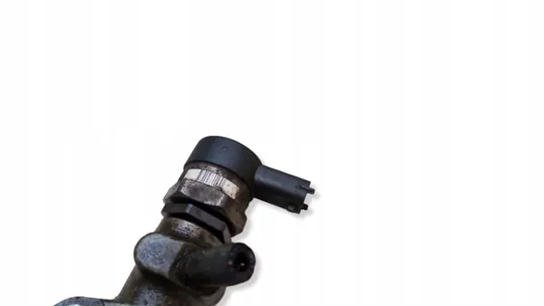 Riel de inyección completo OEM 0445214133 para Yaris II 1.4 D4D image 4