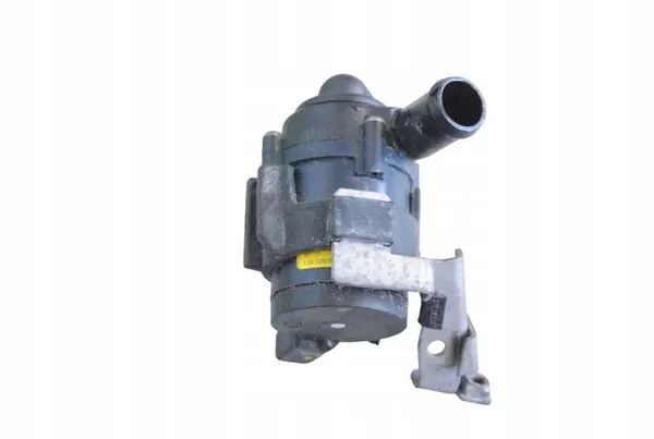 Porsche OE Vattenpump 9A262025100 image 3