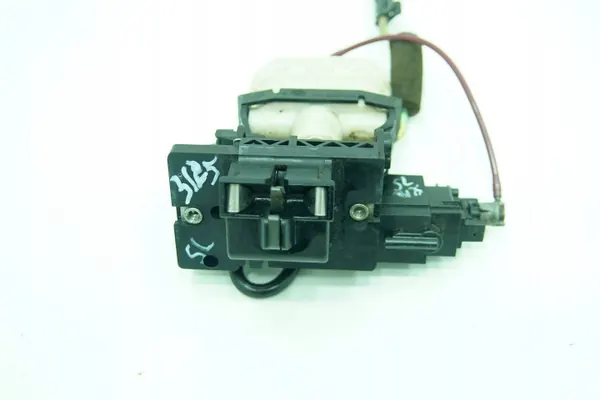 Takaluukun lukko OEM A2307500185 Mercedes SL R230 image 2