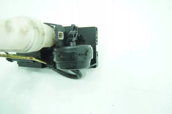Takaluukun lukko OEM A2307500185 Mercedes SL R230 image 4