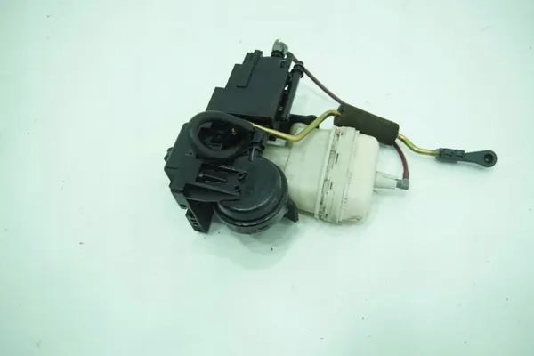 Takaluukun lukko OEM A2307500185 Mercedes SL R230 image 6
