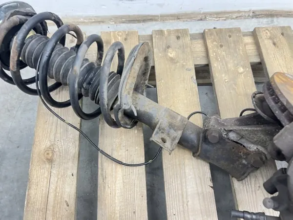 OEM MMAUTKO-26035- Linker voorveer Volvo S80 image 3