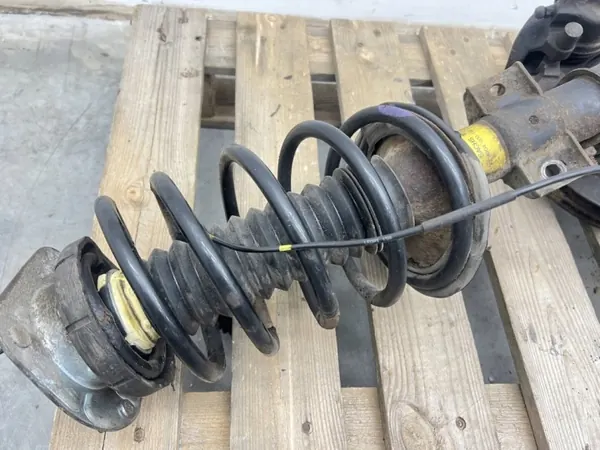 OEM MMAUTKO-26035- Linker voorveer Volvo S80 image 6