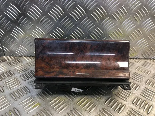 Aschenbecher Mercedes-Benz E W210 OEM MDY20969 image 2