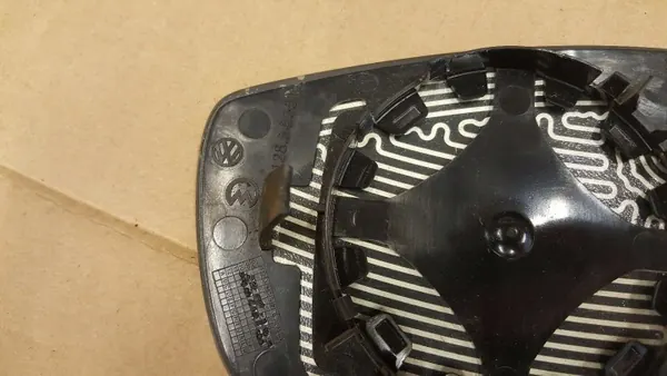 OEM nera peilinsats oikea puoli VW Polo V:lle image 4