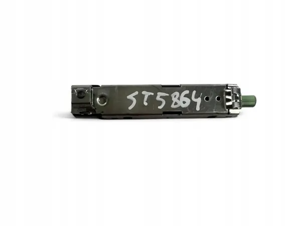 Audi A3 8Y Antenneversterker OEM 8Y4035225M image 6