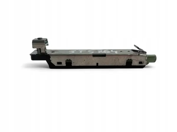 Audi A3 8Y Antenneversterker OEM 8Y4035225M image 9