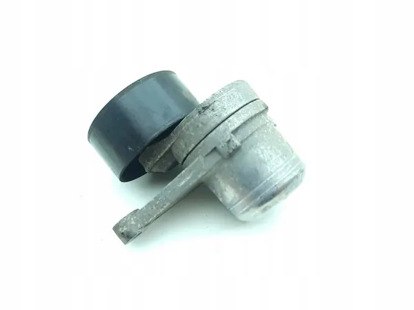 Nissan Navara D23 Vaihtovirtapuhdistimen jännite 117507568R image 3