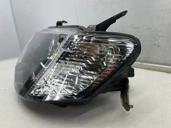 Faros izquierdo Mitsubishi L200 KA KB 05-10r. H4 OEM 8301b461 image 10