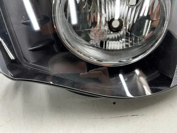 Faros izquierdo Mitsubishi L200 KA KB 05-10r. H4 OEM 8301b461 image 4