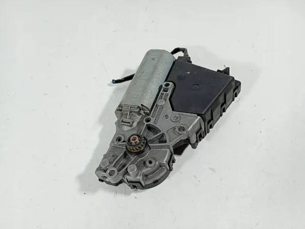 Motor de techo solar VW Golf IV OEM M1S199DOM00013223 image 4