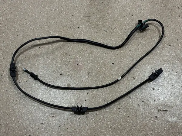 Manguera Lavafaros BMW OEM 7357350 - Usado image 2