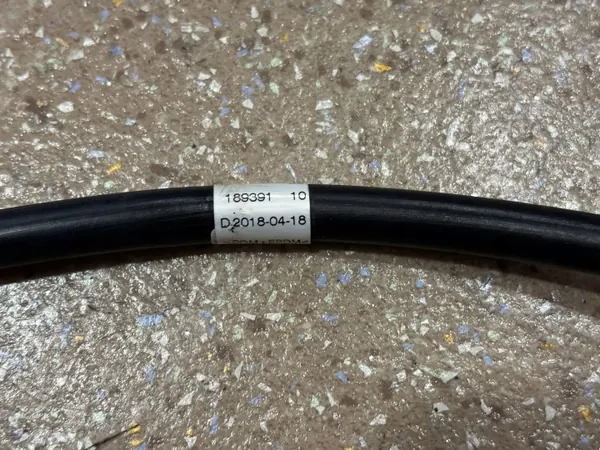 Manguera Lavafaros BMW OEM 7357350 - Usado image 9