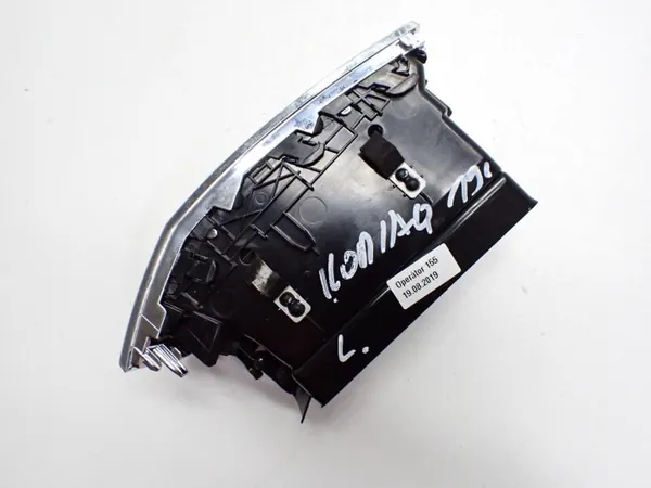 Grille d'aération console droite OEM 565820952C image 3