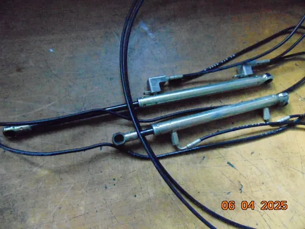 BMW E46 Cabrio Dakcilinder & Leidingen - Gebruikt OEM image 5
