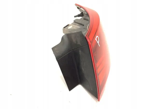 Luz trasera derecha SEAT LEON III 5F9945208B image 2