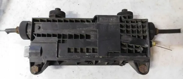 Sähköinen käsijarru Land Rover Discovery 3 OEM SNF500026 image 3