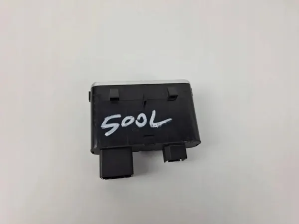 Tomada USB OEM 07356707570 para Fiat 500L image 10