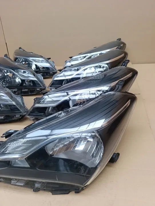 Refletor esquerdo direito Toyota Yaris III Lift 2017-2020 NCMKHII image 3