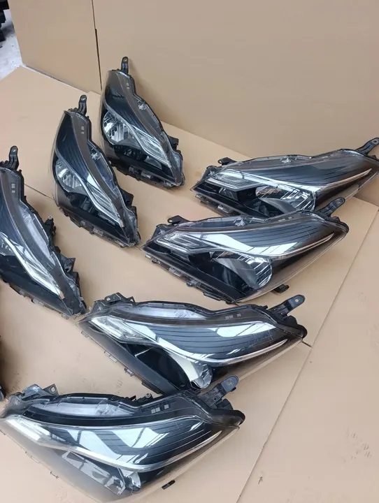 Refletor esquerdo direito Toyota Yaris III Lift 2017-2020 NCMKHII image 4