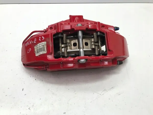 Ford Mustang Mach-E 2023 Jeu d'Étriers Rouge OEM image 10